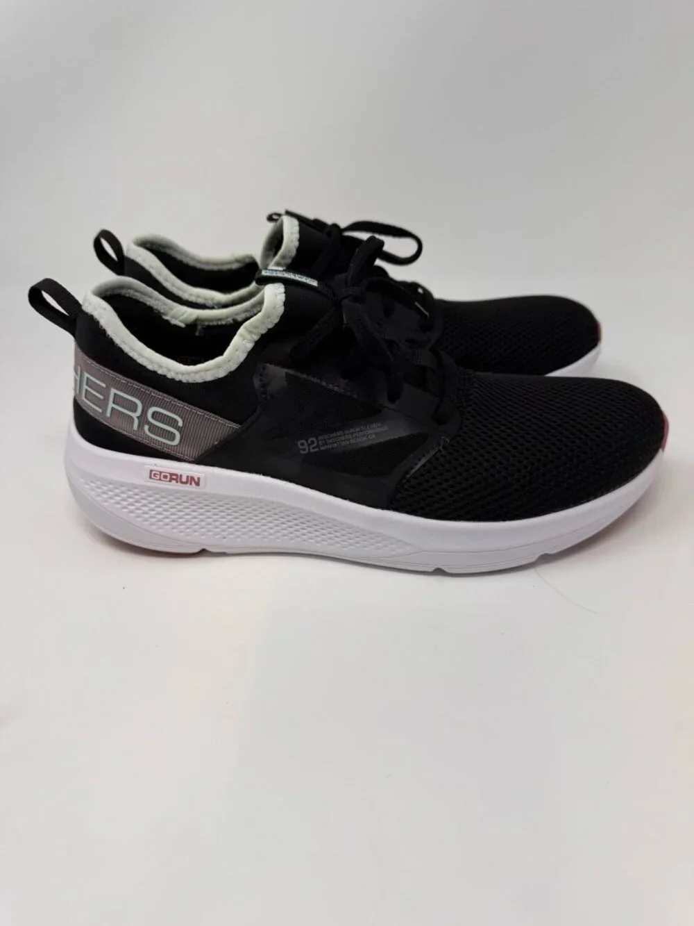SKECHERS GO RUN ELEVATE WOMENS TENNIS SHOES SIZE 8.5